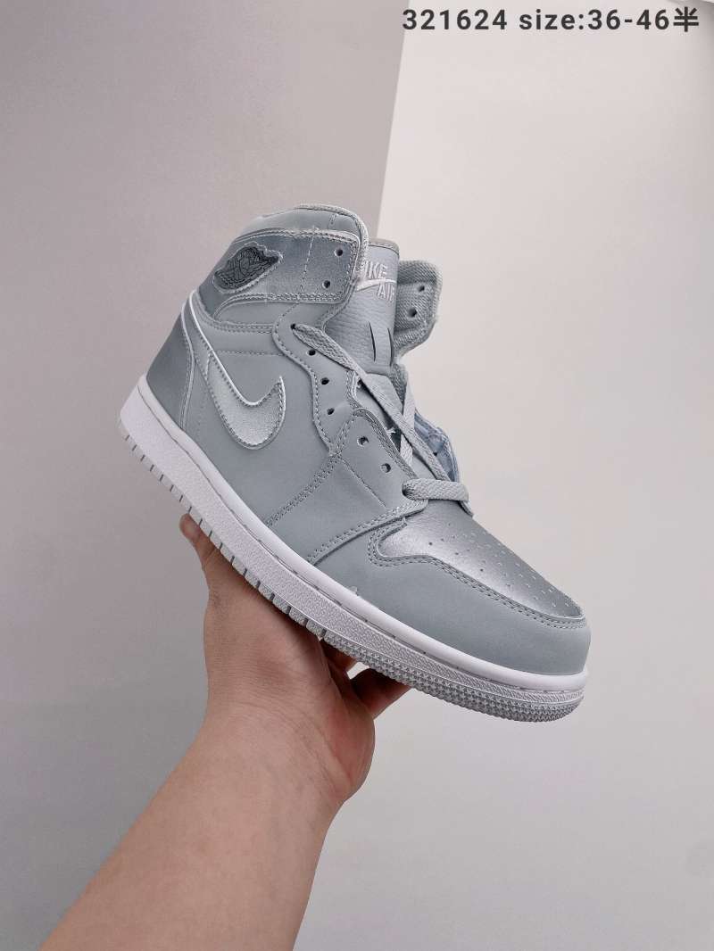 Promo The NIKE AIR JORDAN 1 high University Blue high top university blue  NIKE AIR JORDAN AJ1 NIKE AIR JORDAN 1 generation NIKE AIR JORDAN AJ1 N - 43  di Seller Cai
