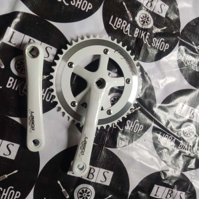 Lasco cf12 crankset outlet