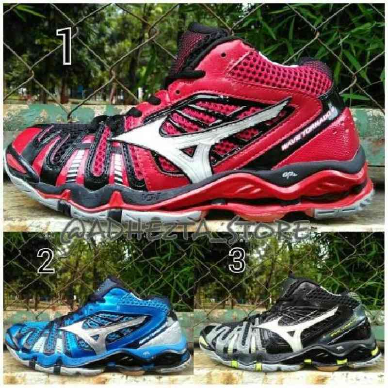 Mizuno wave deals tornado 8
