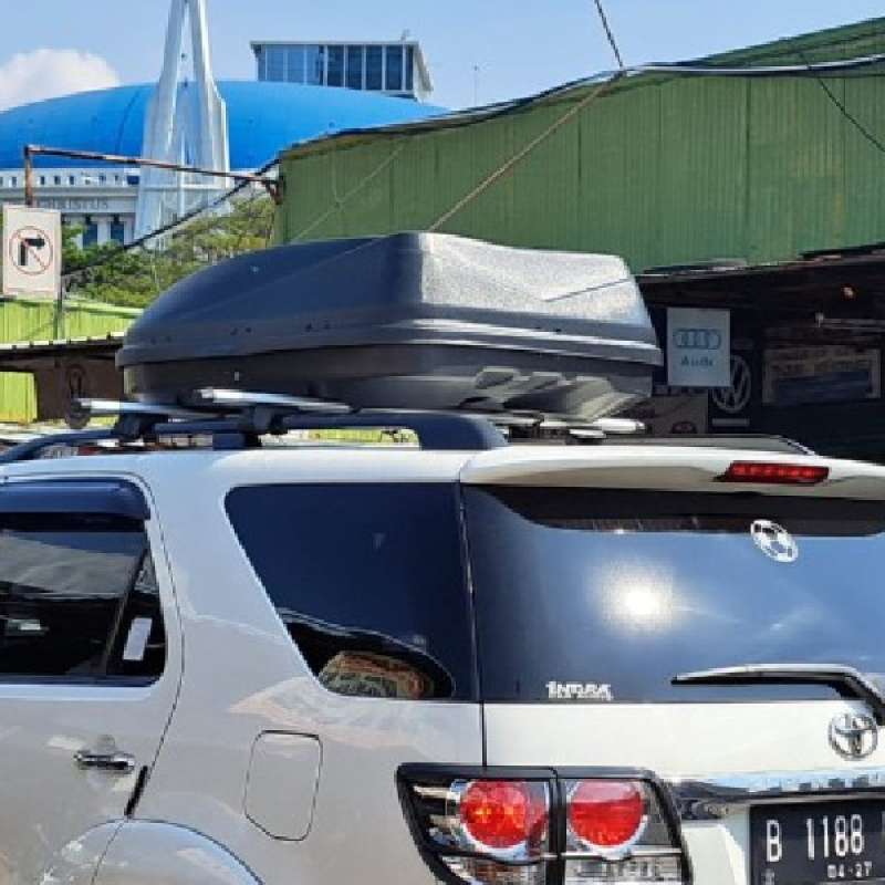 Roof box fortuner discount vrz