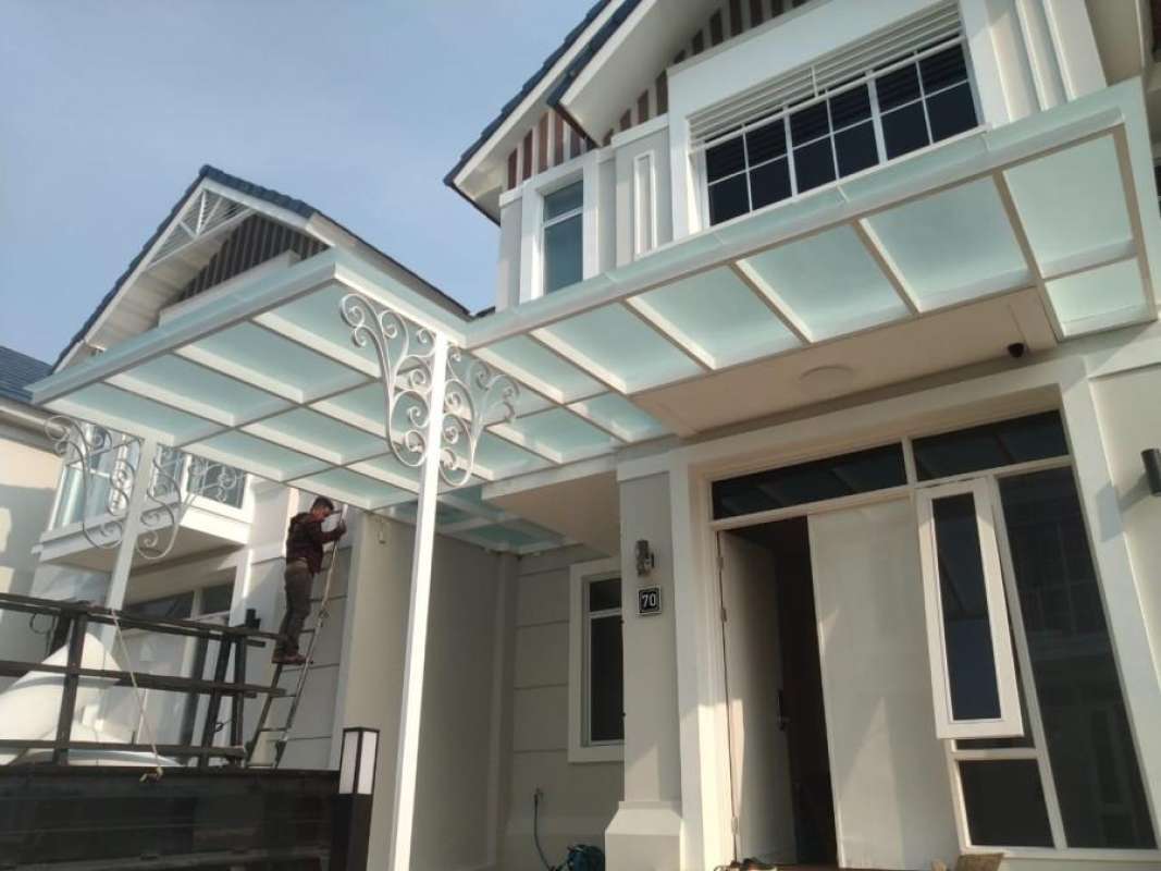 Atap Teras Kaca Minimalis: Desain Modern untuk Ruang Terbuka Anda