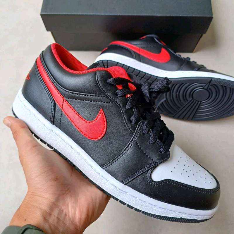 Air Jordan Low White Toe || bred black red - Main Image
