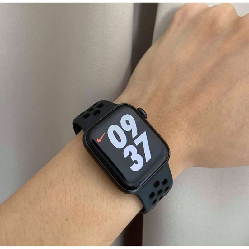 apple watch series 5 nike stores