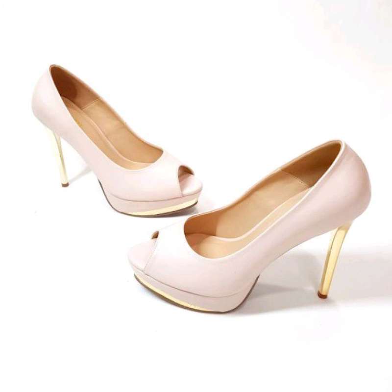 Scania high heels hotsell