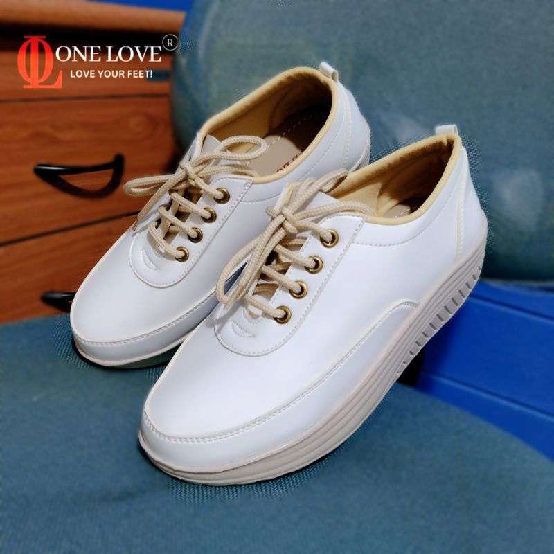 Sepatu wedges sale sporty