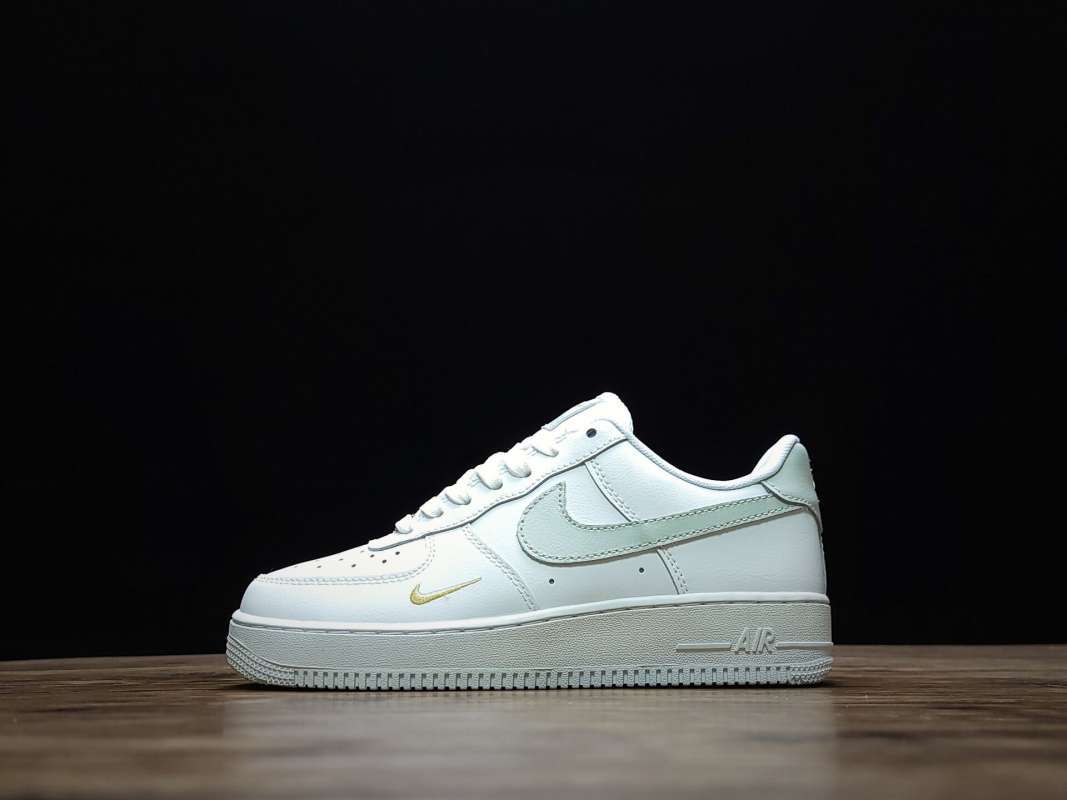cz0270 106 nike