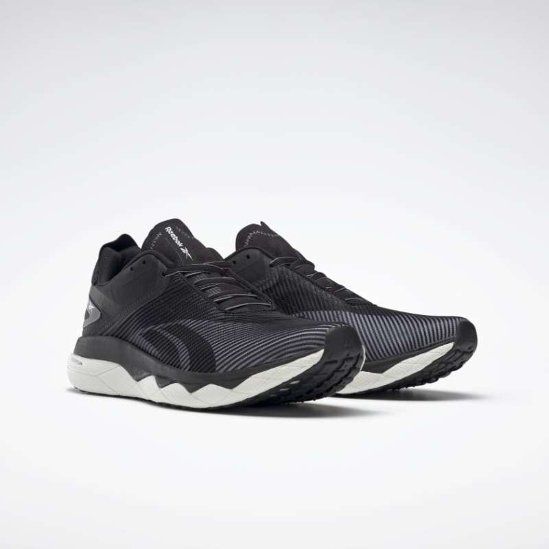 Sepatu reebok cheap running original