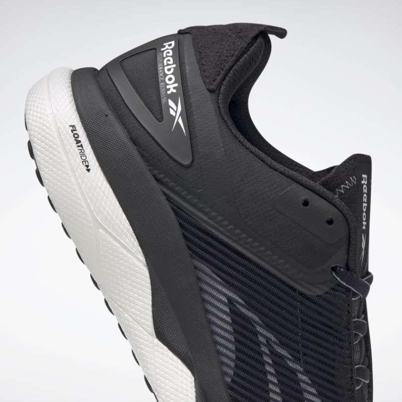 Jual Sepatu Reebok Floatride Run Panthea Men s Running EH2754