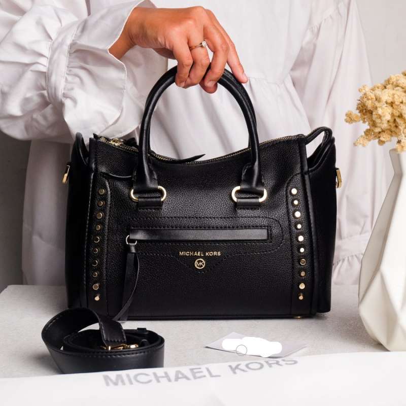 Michael kors carine small studded pebbled hot sale leather satchel