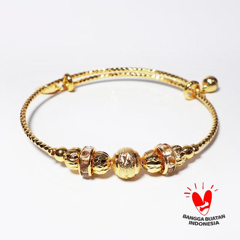 Jual Vee Gelang Tangan Wanita Lapis Emas 18k 5 Bandul Online Agustus 2020 Blibli Com