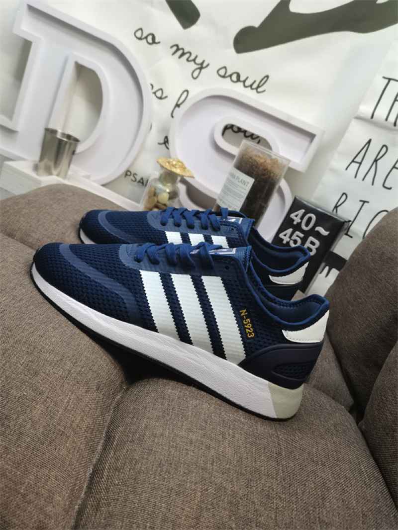 Jual Adidas Men Sports Outdoor Activities Running Shoes Aq16 45