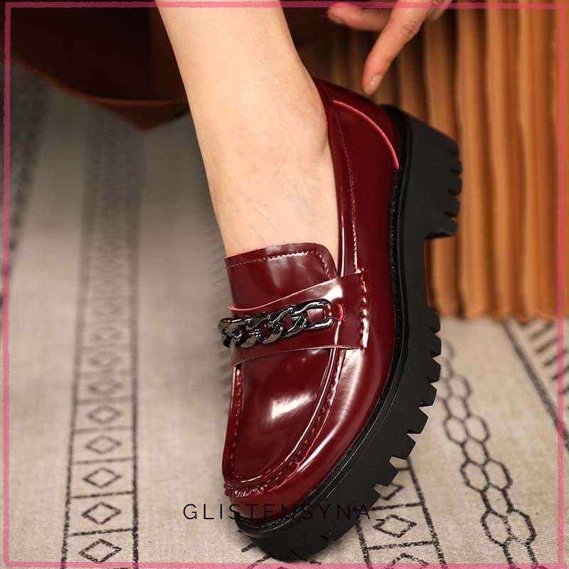 SEPATU WANITA DOCMART LOAFERS SEPATU RANTAI SILVER GLOSY MAROON PREMIUM MRN 2209