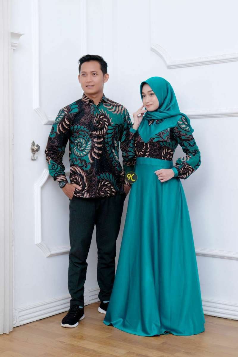 Jual Snoebel Princess Od Sarimbit Batik Couple Kemeja Dan Gamis Lengan Panjang Murah Mei 2021 Blibli