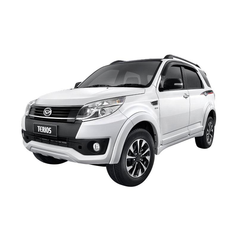 Daihatsu Terios R Adventure Mobil - Icy White