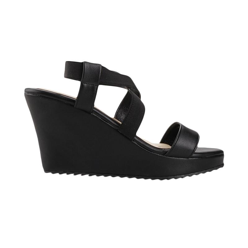 black platform wedges