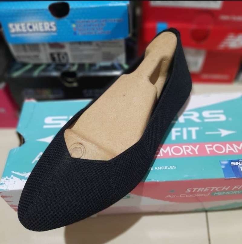 Skechers cleo on sale 3 carats