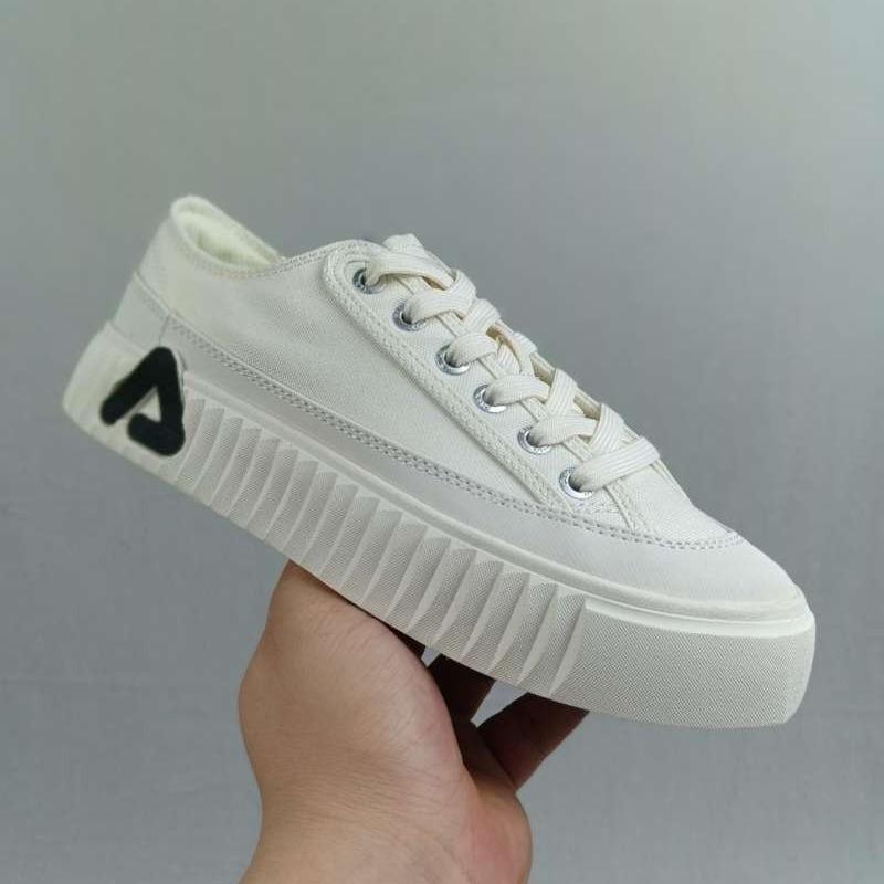 trendy sneakers summer 2021