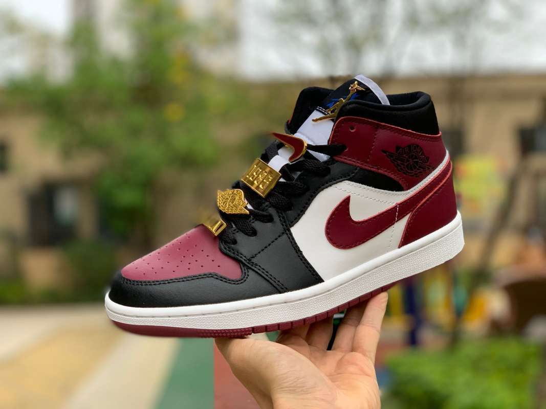 Jual Original Nike Air Jordan 1 Aj 1 Men Women Retro Low High Og Sneaker  Sports Shoes Casual Running Shoes Basketball Shoes T5454-XXXX4642 - 44 di  Seller Li Zefeng Shop Official Store - | Blibli