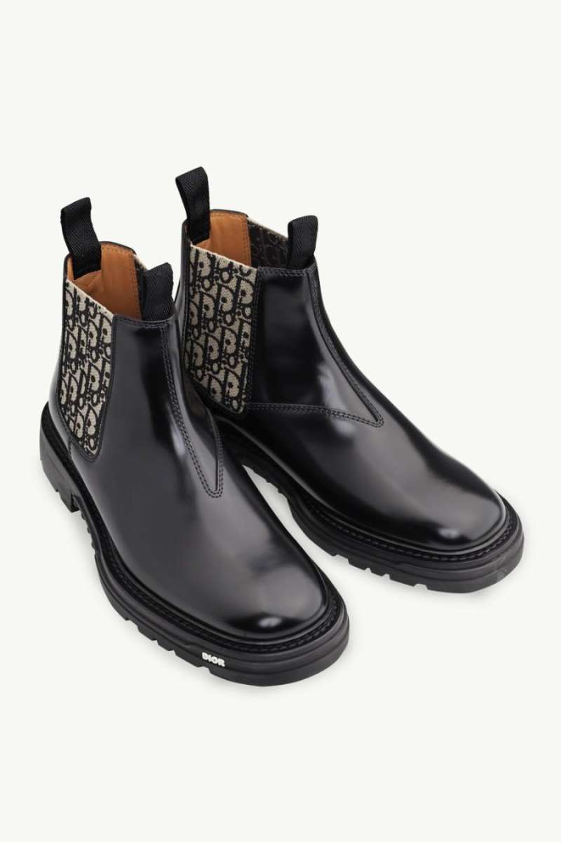 Christian dior chelsea boots 2025