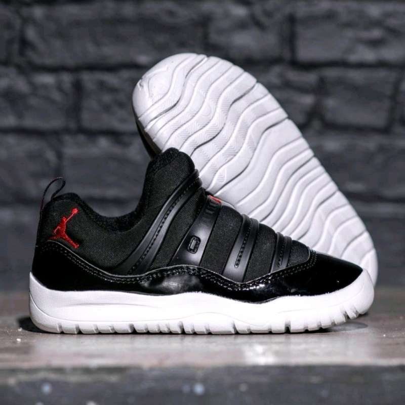 Nike jordan 11 retro little flex ps top