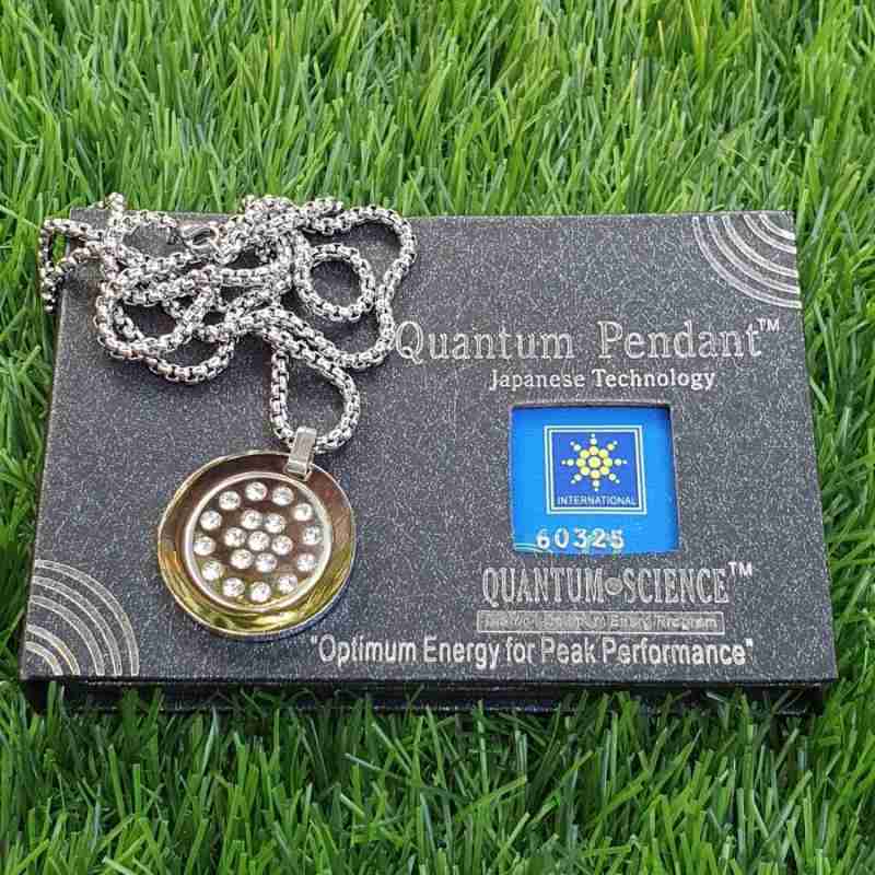 Quantum bracelet japanese best sale technology