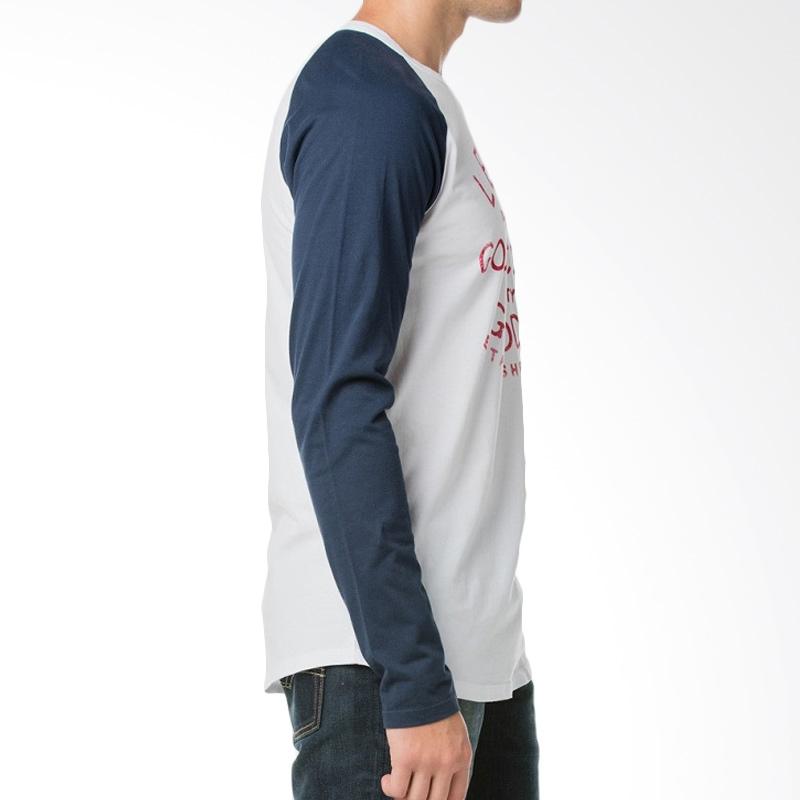 levi's baseball tee