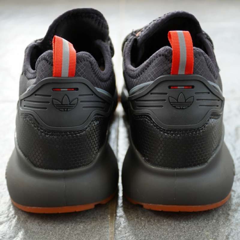 Jual Adidas ZX 2K Boost Marvel Iron Man Stark Industries Core Black Orange  di Seller Edelweis_store - Kota Jakarta Pusat, DKI Jakarta | Blibli