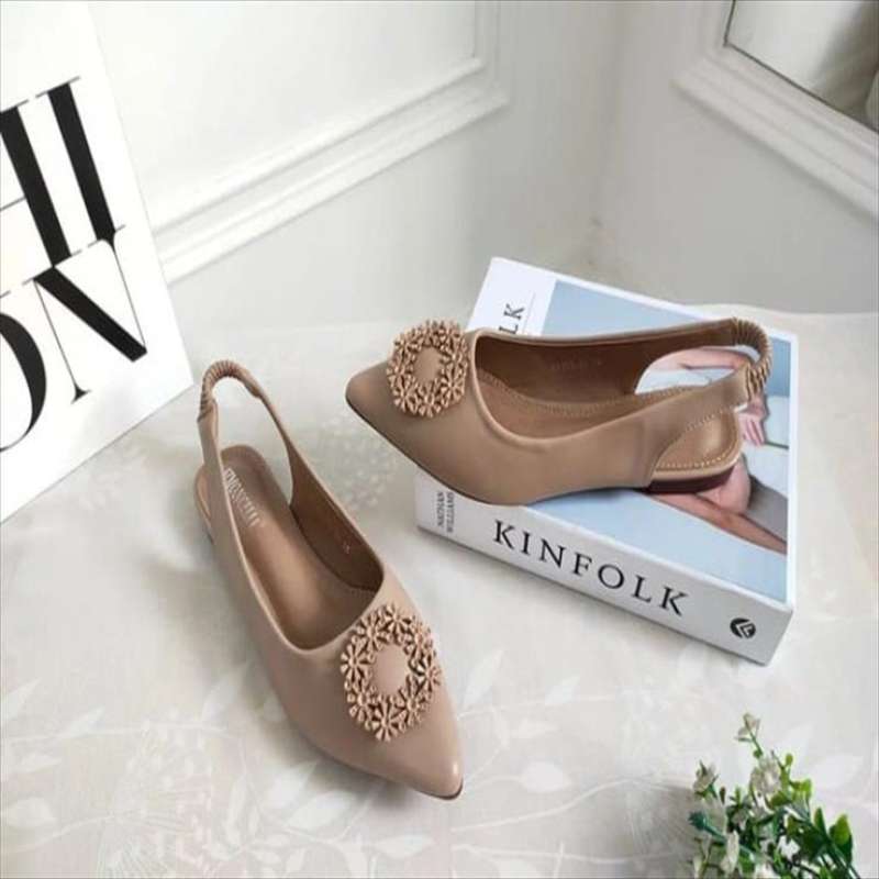 Flat best sale shoes tali