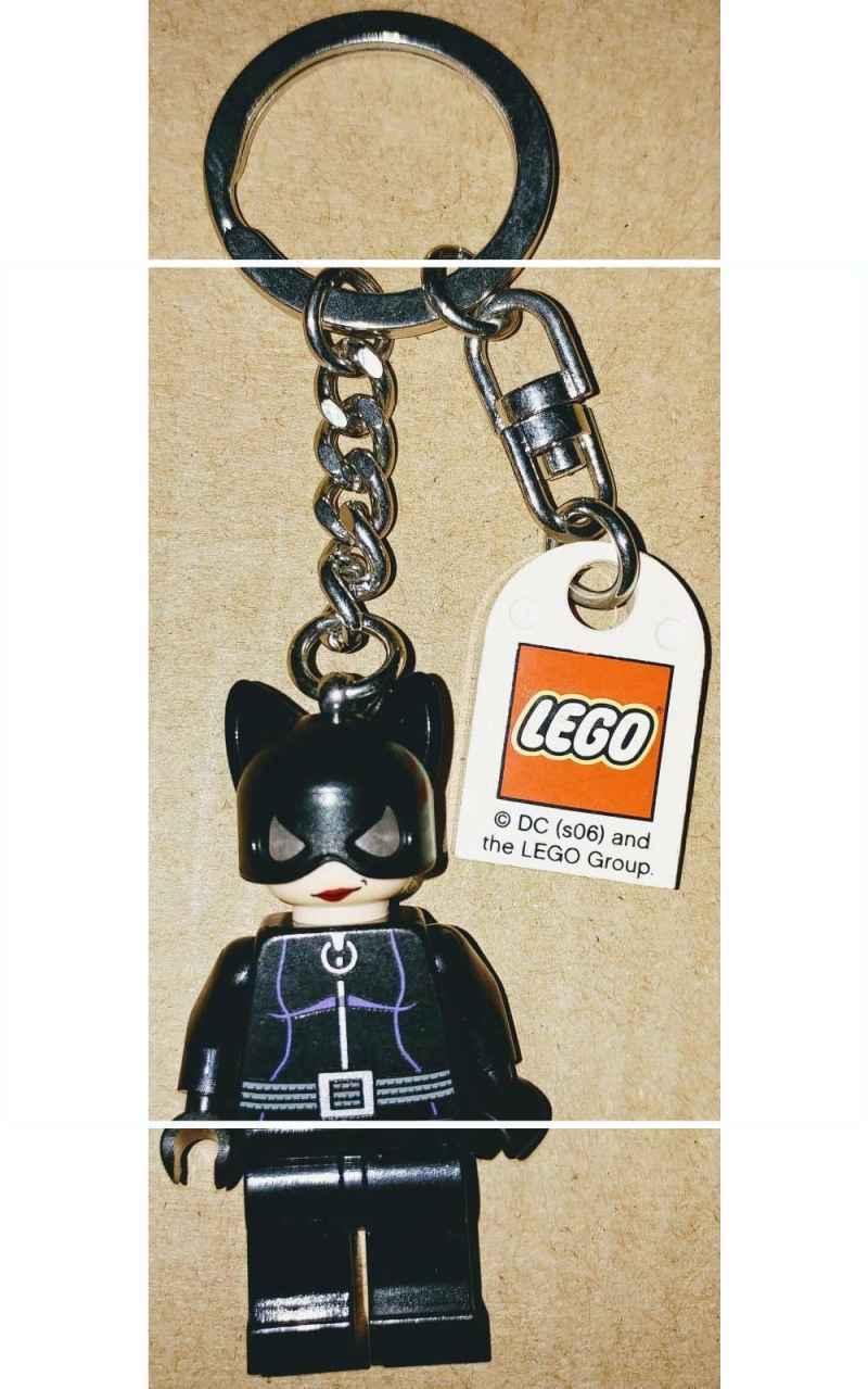 Catwoman lego keychain 2025