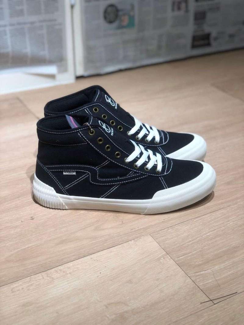 Jual Patrobas Equip High Sepatu Sneakers Unisex Pria Wanita Online Oktober 2020 Blibli Com