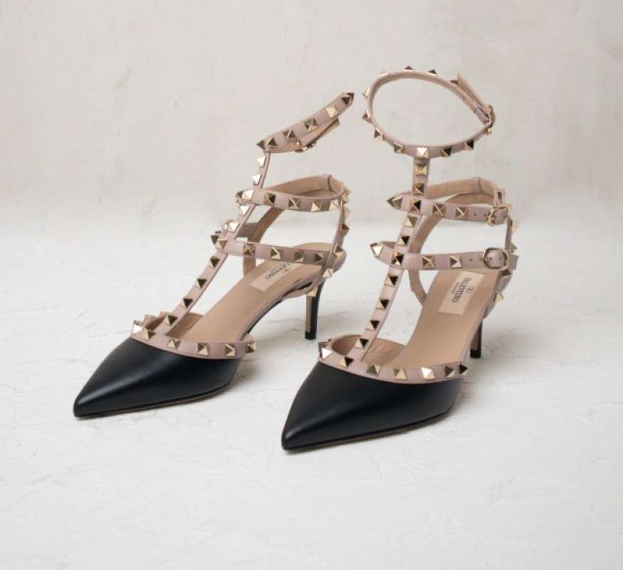 Valentino kitten heels black clearance