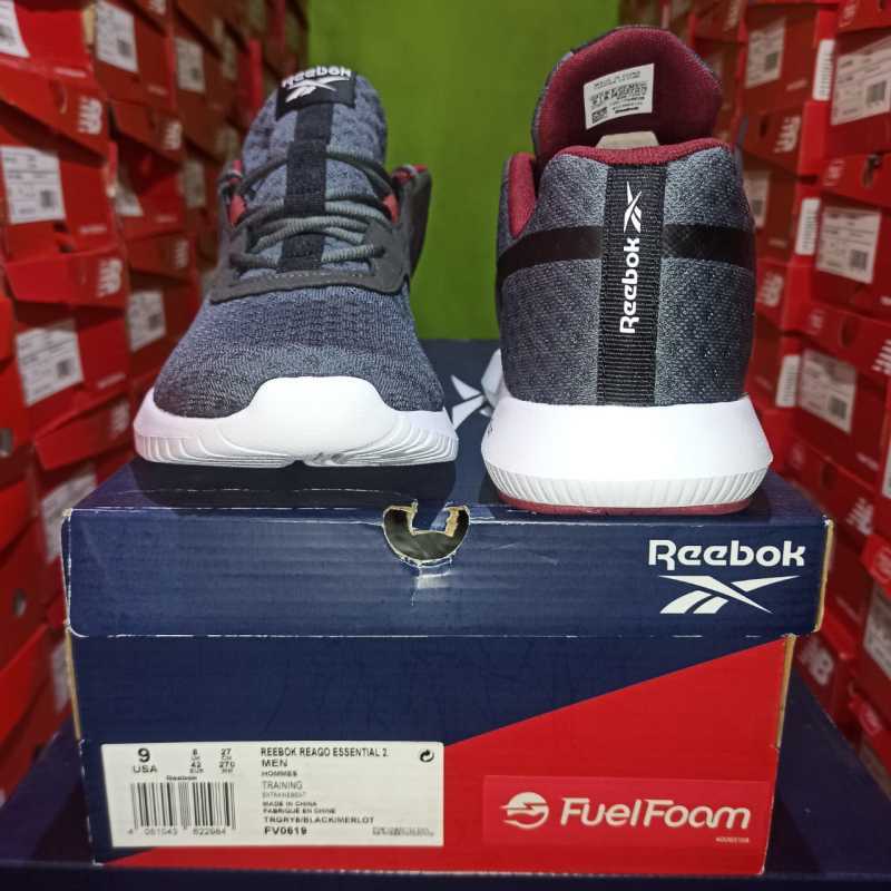 Promo Reebok Reago Essensial FV0619 Sepatu Running Pria Original - 43  Diskon 58% di Seller alatsports - Kota Tangerang, Banten | Blibli