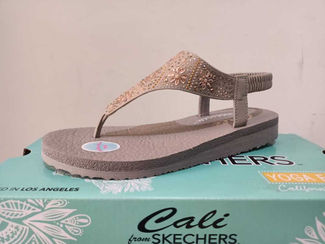 Skechers california 2025