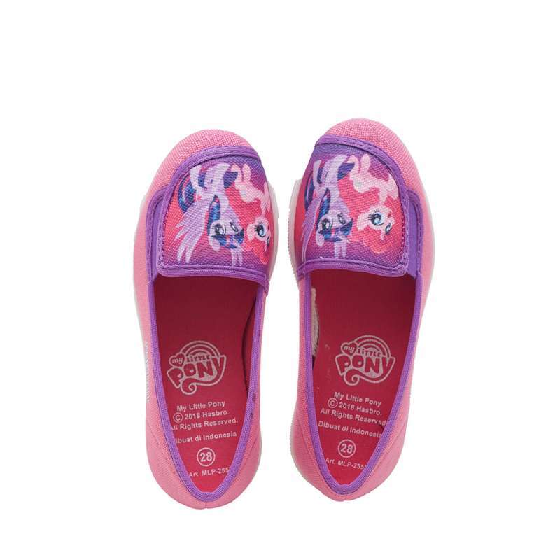 girls red mary janes