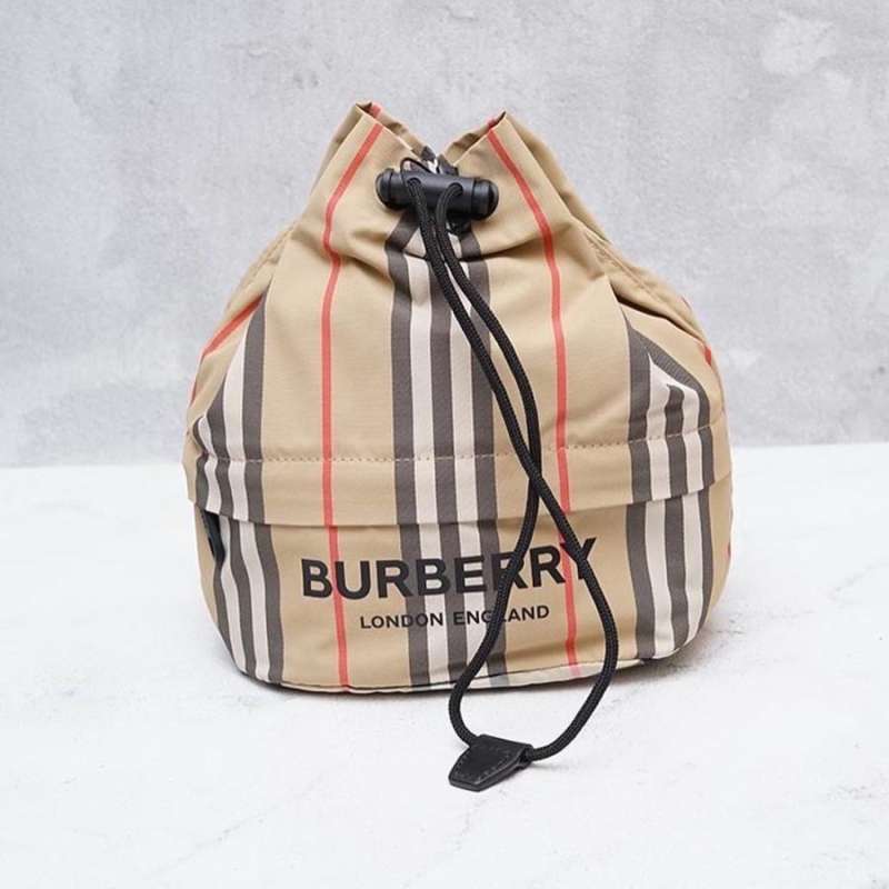 Burberry drawcord pouch discount