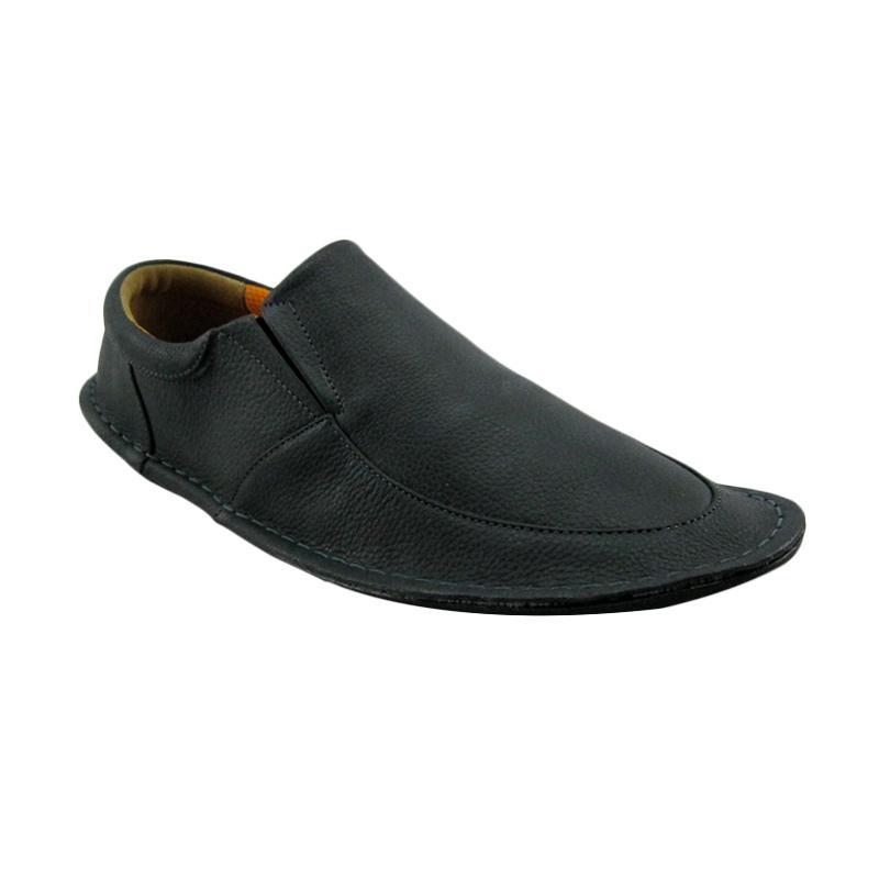 Felix Verguso CMP 1 Sepatu Pria - Dark Grey