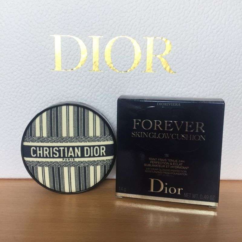 Dior FOREVER SKIN GLOW CUSHION Dior Forever Cushion Foundation