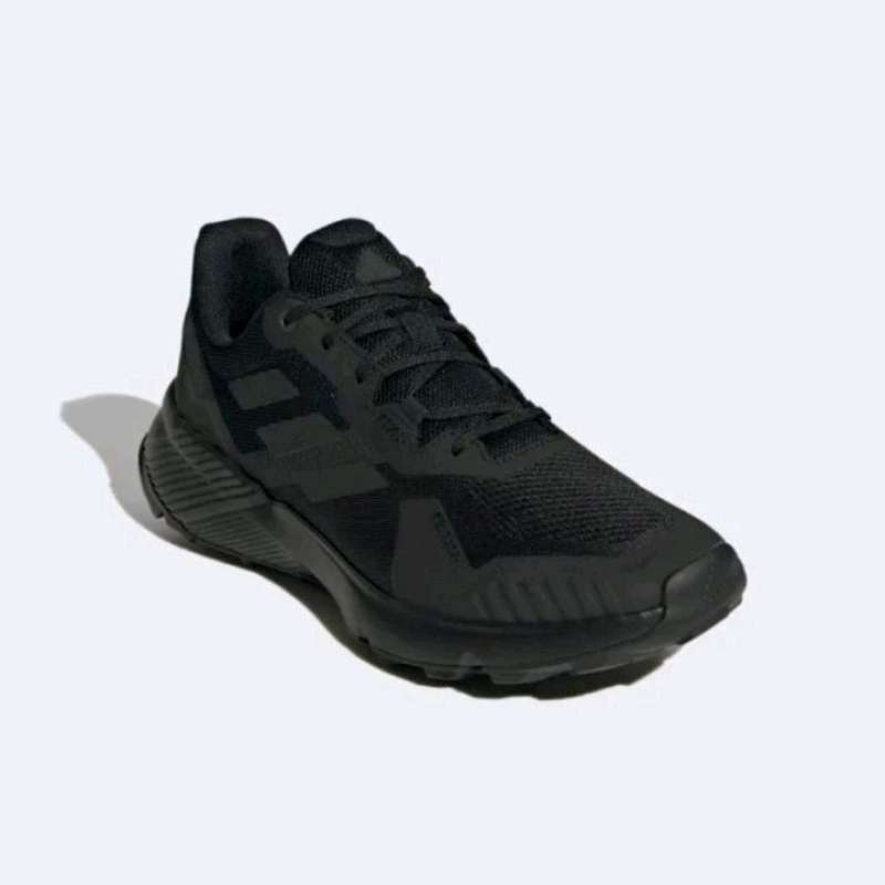 Sepatu adidas full black sale