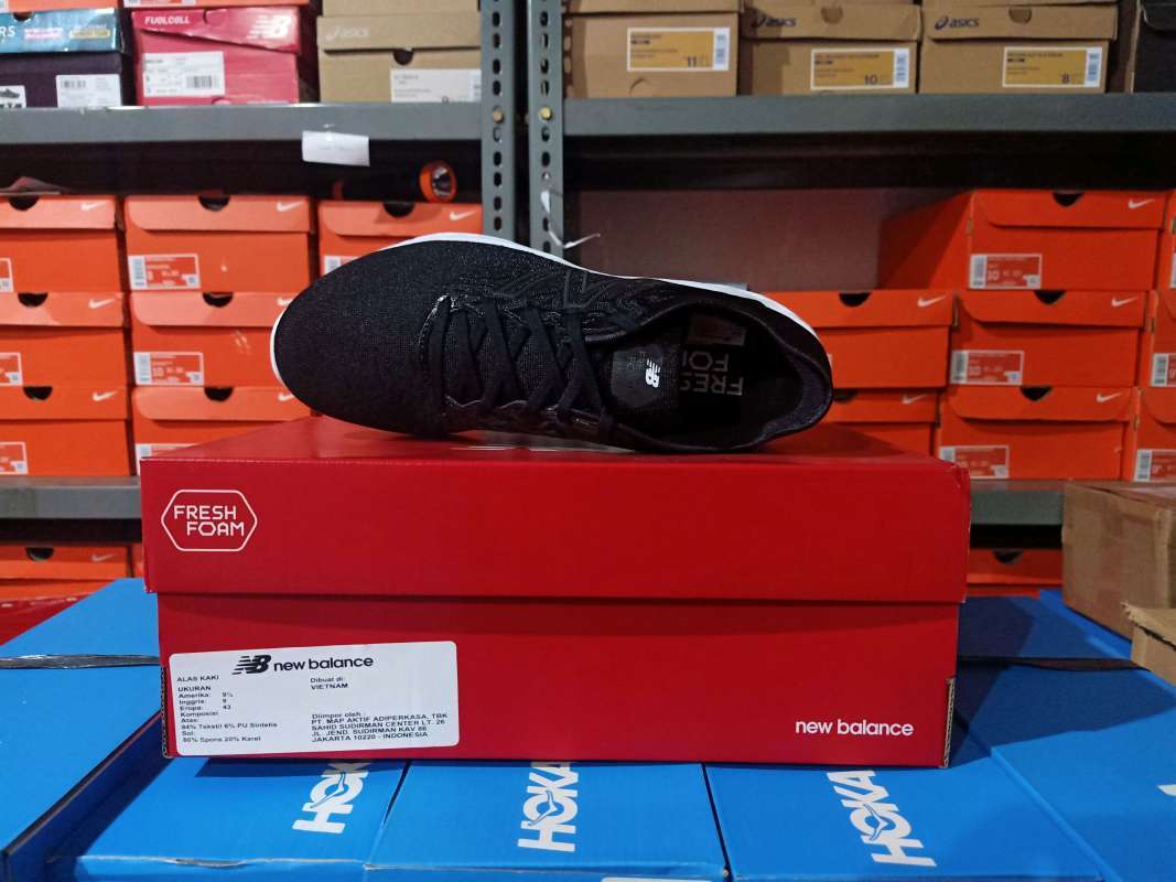 Promo SEPATU LARI PRIA NEW BALANCE FRESH FOAM BEACON V3 MBECNBW3 ORIGINAL -  10 Diskon 44% di Seller GO_STORE - Cinangka, Kota Depok | Blibli