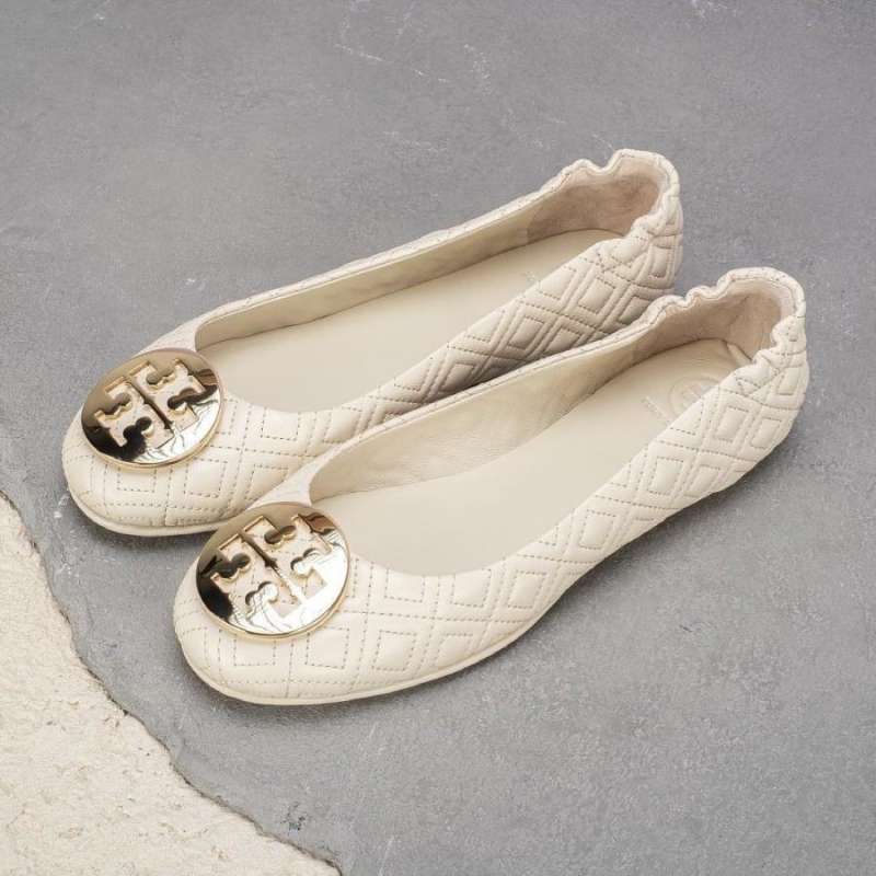 Tory burch store quilted flats