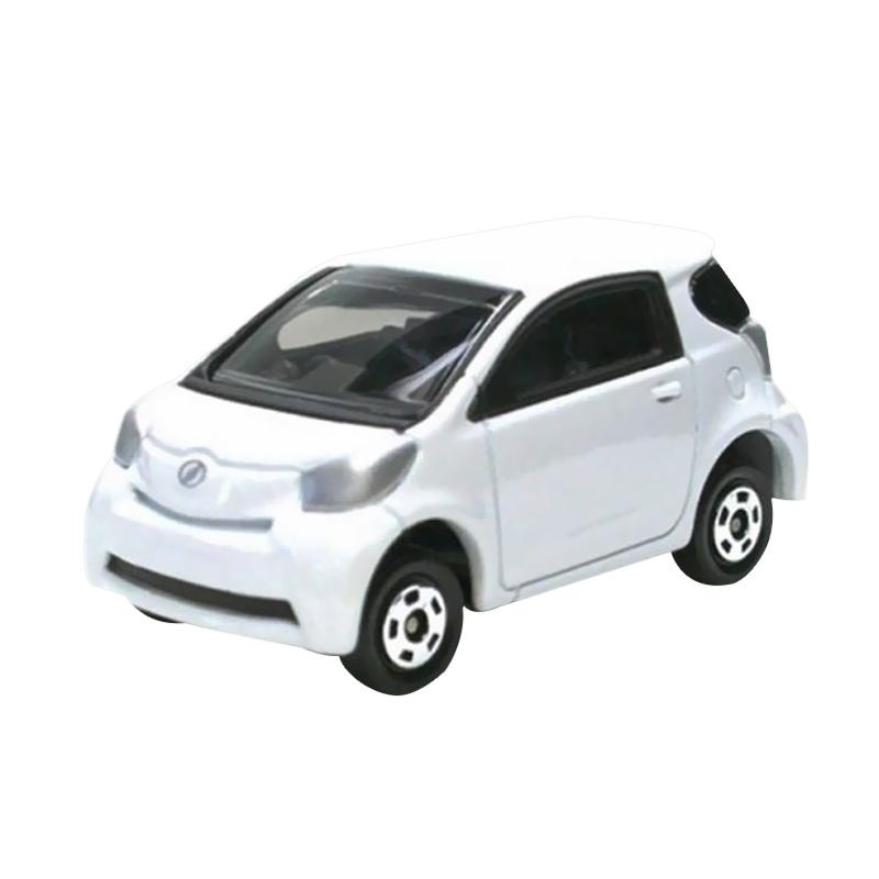 tomica toyota iq