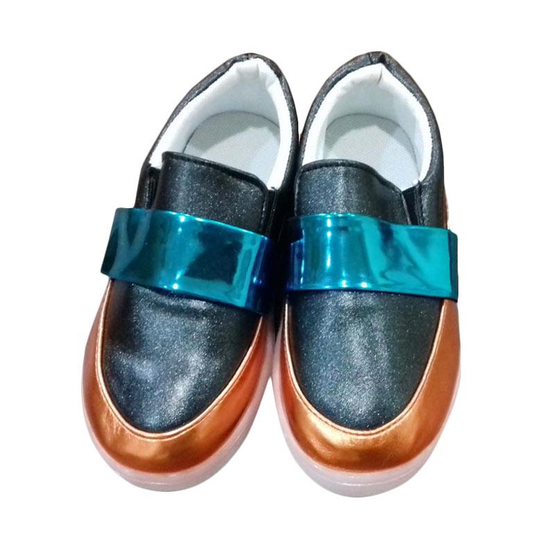 Babyshop Carter's Shark Shoes Wonder Nation Size 3, Bayi Anak