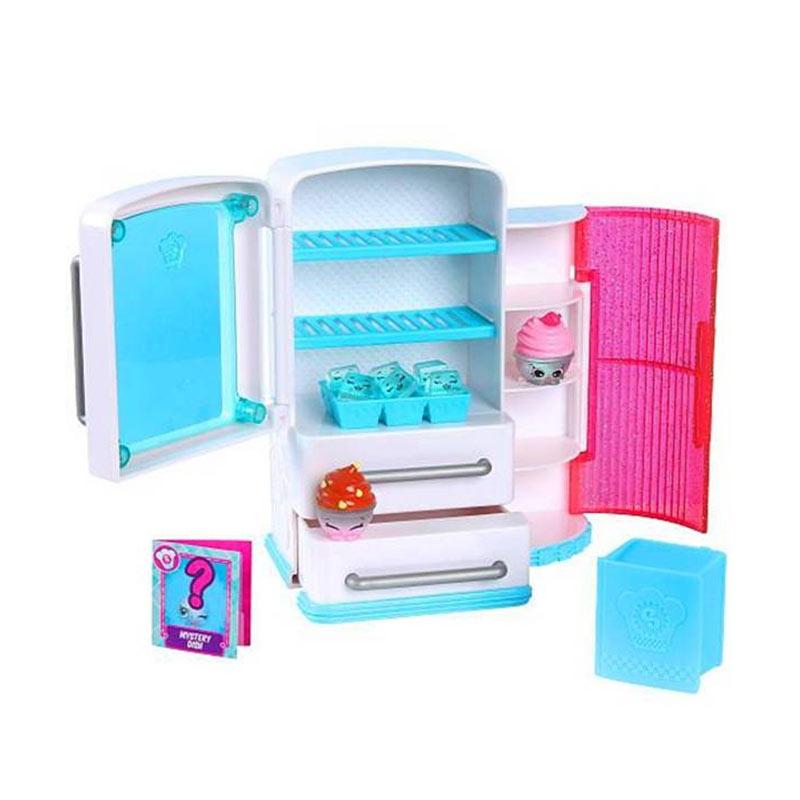 Jual Shopkins Chef Club Nice N Icy Fridge Playset Original Item Online Maret 2021 Blibli Build up your shopkins world with the spin mix bakery stan, easy squeezy fruit & veg stand and so cool fridge theme playsets!. shopkins chef club nice n icy fridge playset original item