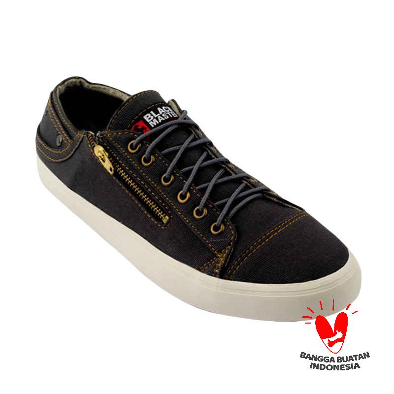 Black master Harvey Series Sneaker Sepatu Pria - Black