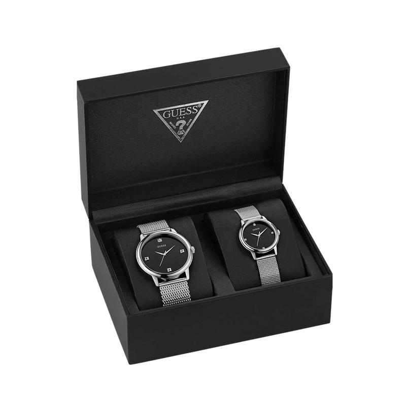 Guess Stainless Steel Jam Tangan Couple W0926P1 - Silver Black