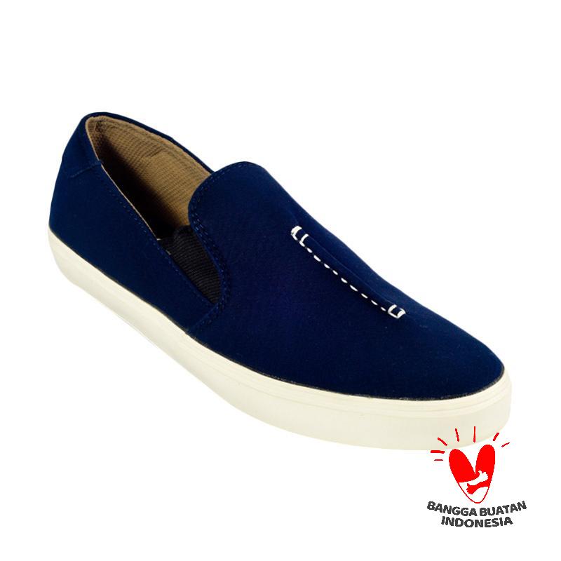 Country Boots Sneakers Sepatu Pria - Blue Ocean