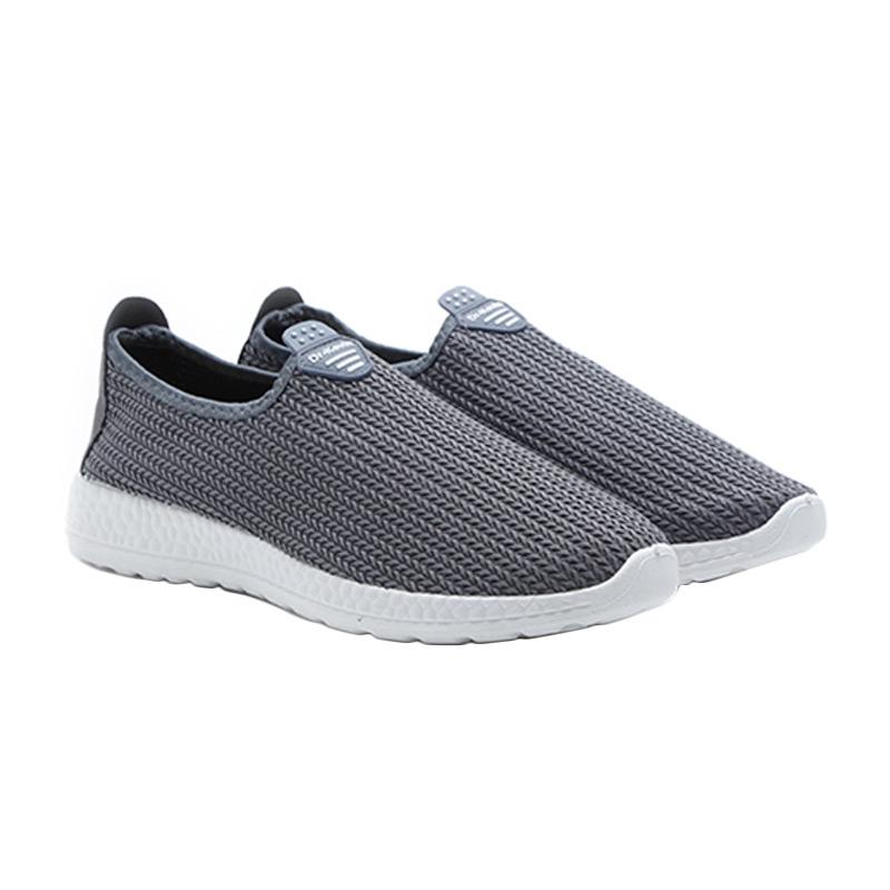 Dr.Kevin Soft & Comfortable Men Slip On Sepatu Pria 9307 - Grey