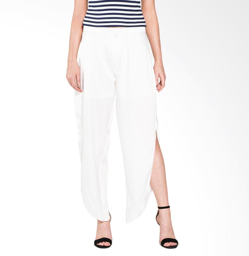 House of Ussy Collection Tulip Pants - Broken White