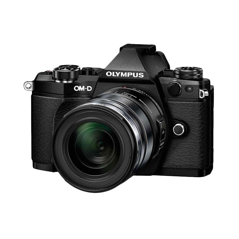 Olympus OM-D E-M5 Mark II Kit 12-50mm f/3.5-6.3 EZ + 17mm f/1.8 Micro 4/3 Kamera Mirrorless - Black