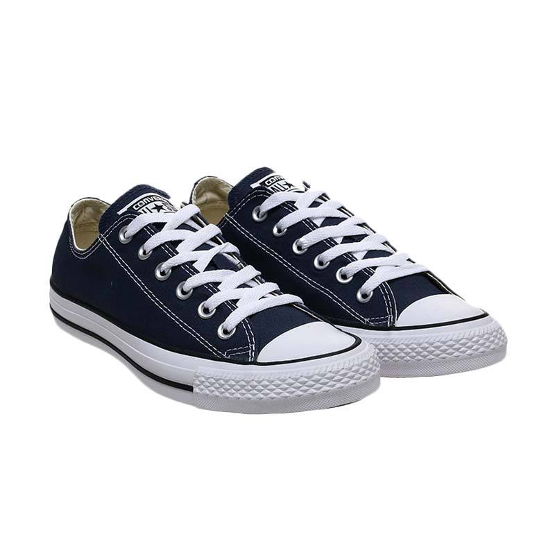 converse navy low cut